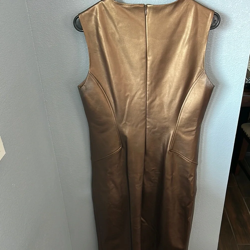 Elie Tahari Elegant Gold Sleeveless Dress - Picture 4 of 7